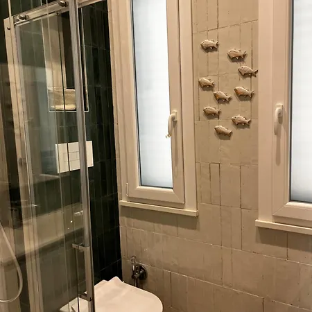 Luxury Le Sirene آنسيو